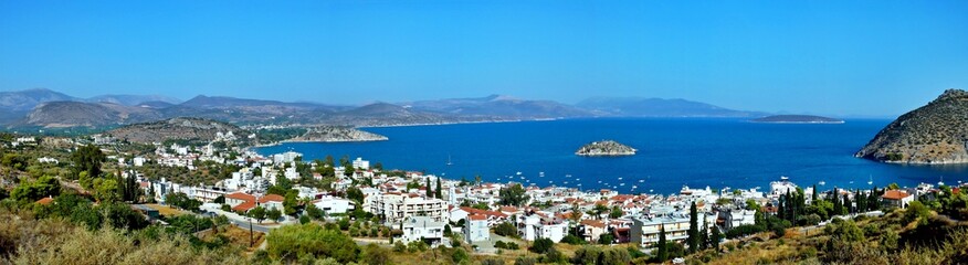 Naklejka na ściany i meble Greece-panoramic view of the city Tolo and island Koronisi
