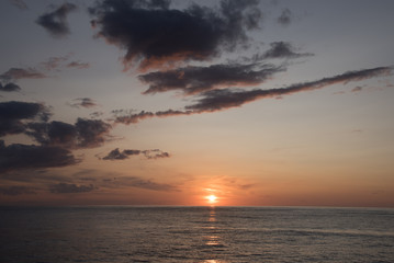 Fototapeta premium 知床観光船からの景色 夕陽