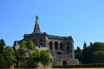 Obraz premium Wilhelmshoehe Castle Park in Kassel, Germany