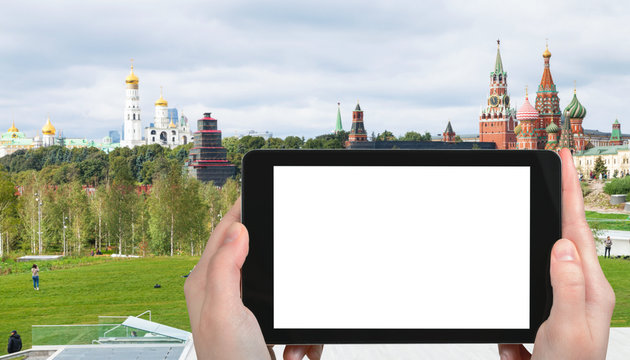 tourist photographs Zaryadye and Kremlin Towers