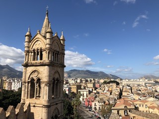 Fototapeta na wymiar Palermo - panorama dal tetto della Cattedrale