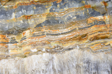 Aragonite Wall in Nature, Raw material