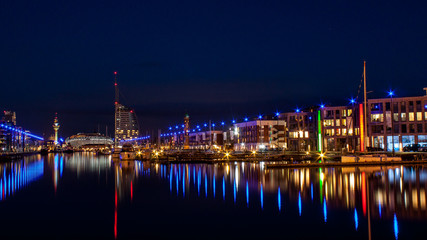 Fototapeta premium Bremerhaven bei Nacht