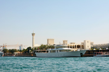 Fototapeta na wymiar Public Jumeirah Beach in Dubai, United Arab Emirates, Asia.