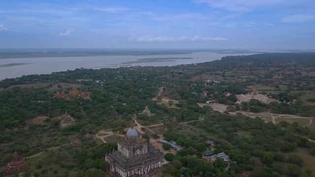 Thatbyinnyu ,old Buddhist temples and pagodas in Bagan, Myanmar