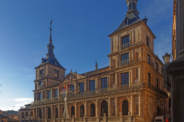 Fototapeta na wymiar Ayuntamiento de Toledo, spain 