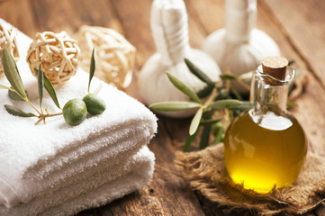 Obraz na płótnie Canvas Olive oil soap and bath towel.