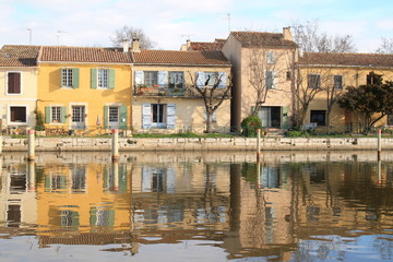 Obraz premium Maisons à Aigues mortes, Camargue, France