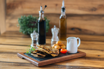 Grilled chicken file 