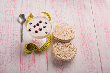 diet and measuring tape