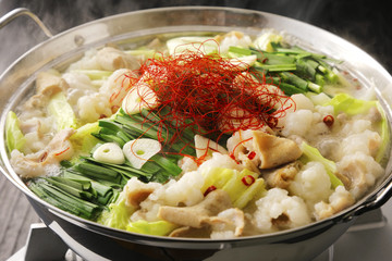 もつ鍋　Motsunabe. Giblets cooked in a hot pot