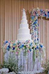 beautiful wedding cake . white cake wedding decoration