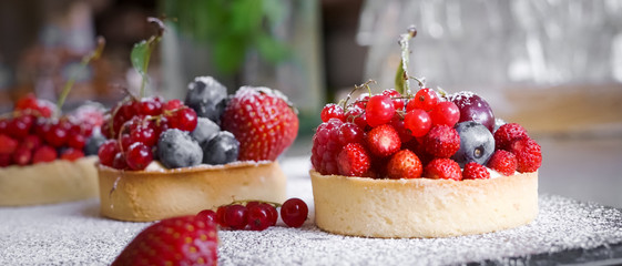 Berry Tart  - French Pastry Cakes redcurrant blueberry strawberries - obrazy, fototapety, plakaty