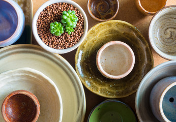 Ceramic bowls prepared to use for houseplant pot