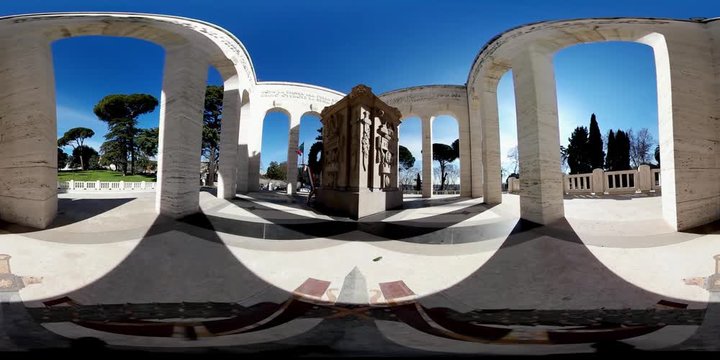 360&deg; Video 4K. Roma, Italia. Gianicolo, Mausoleo dei Garibaldini
