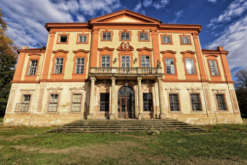 Fototapeta na wymiar Large unused monumental building of the Libechov castle