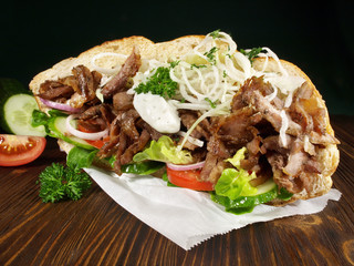 Döner Kebab zum mitnehmen