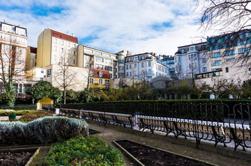Obraz premium Franciscan garden in Prague at autumn in sunny day
