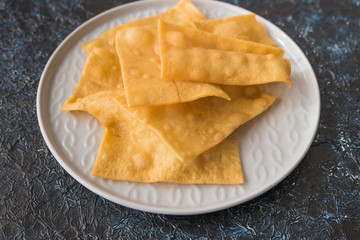 Coscoroes on a plate