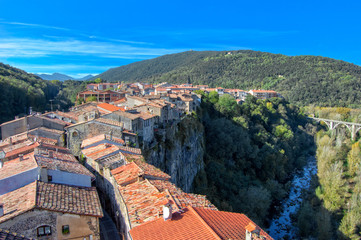 Fototapeta na wymiar Castellfollit in the Garrocha region of Girona