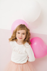 Obraz na płótnie Canvas Happy cute girl with balloons. mother's day, birthday