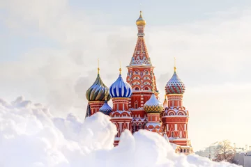 Fotobehang Winters aanblik St. Basil& 39 s Cathedral in Moskou © dimbar76