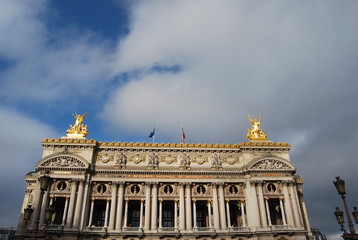 Fototapeta premium church, cathedral, arquitecture, europe, castle, buildings, spain, france, paris, statue, clock, park, autum, 