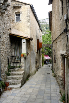 Alleyway inside the small village of Navacelles