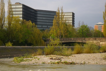 Europäisches Patentamt München von der Isar aus Reichenbachbrücke
