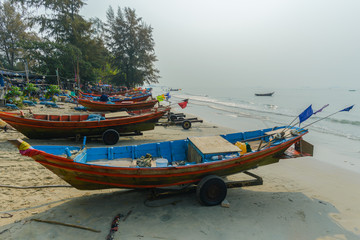 Obraz premium Fishing boats mooring coast after fishing at Ban Phe, Rayong.Thailand