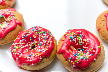 Bunte Donuts