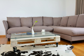 pallet coffee table in modern living room