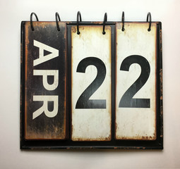 April 22 calendar 