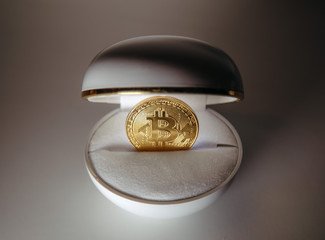 bitcoin inside the box for the ring