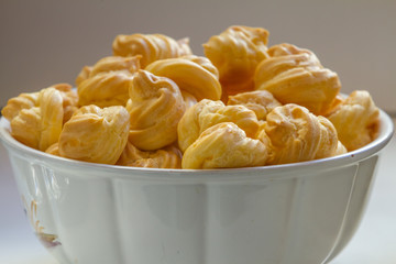 Cakes of choux cream