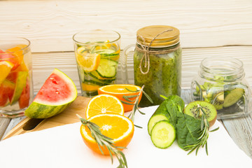 Fresh fruit and vegetable smoothie