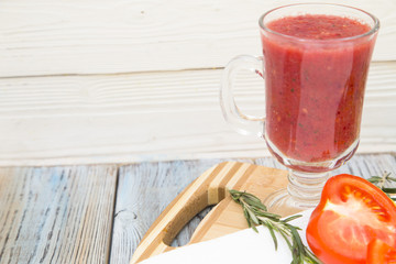 Fresh fruit and vegetable smoothie