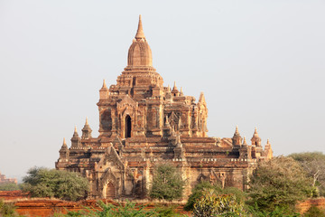 Fototapeta na wymiar View to the ancient temples in Bagan, Myanmar