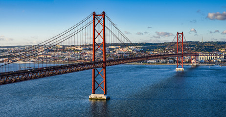 Ponte 25 de Abril; Lissabon