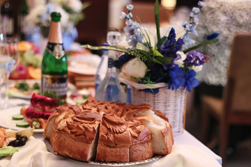 Wedding Accessories. Bridal bouquet and champagne glasses.