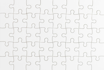 white jigsaw puzzel background
