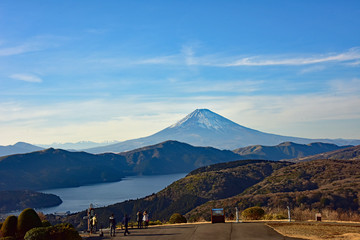 十国峠からの富士山と芦ノ湖