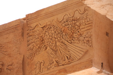 bas relief du temple de Jupiter à Baalbek