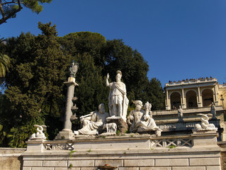 Fototapeta na wymiar Fountain of Dea di Roma on the Piazza del Popolo in Roma, Italy