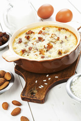 Rice pudding with raisins