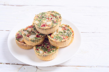 Egg muffins with onion