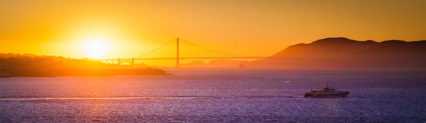 Photo sur Aluminium San Francisco Golden Gate Bridge at sunset, California, USA