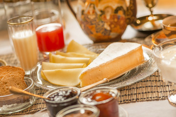 kitchen situation, breakfast at home in Italy