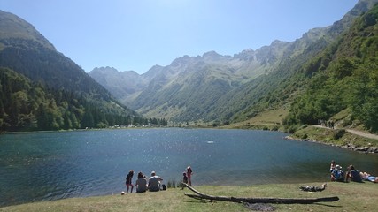 lac montagne paysage nature balade randonn&eacute;e 
