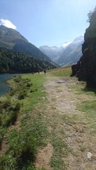 lac montagne paysage nature balade randonn&eacute;e 
